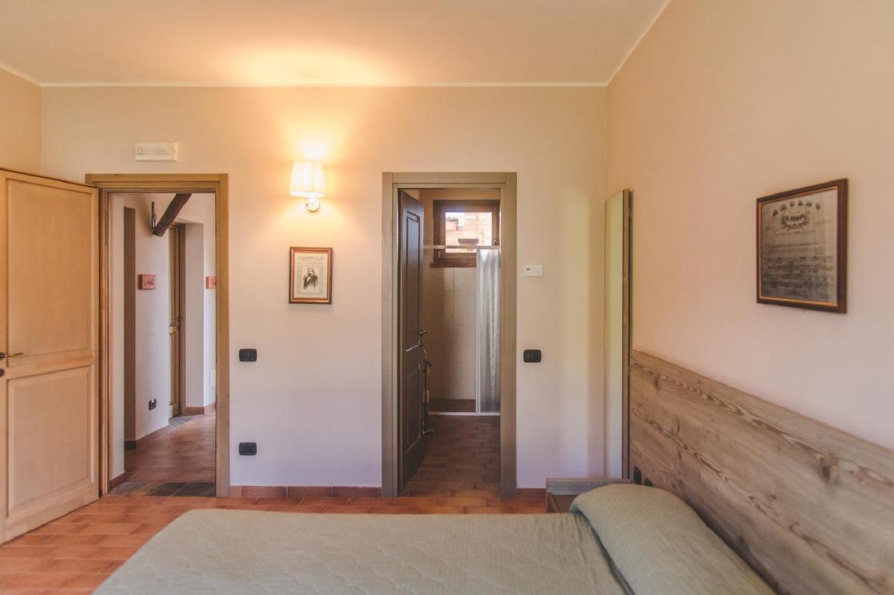 Agriturismo Bassanine Monticelli dʼOngina Dış mekan fotoğraf