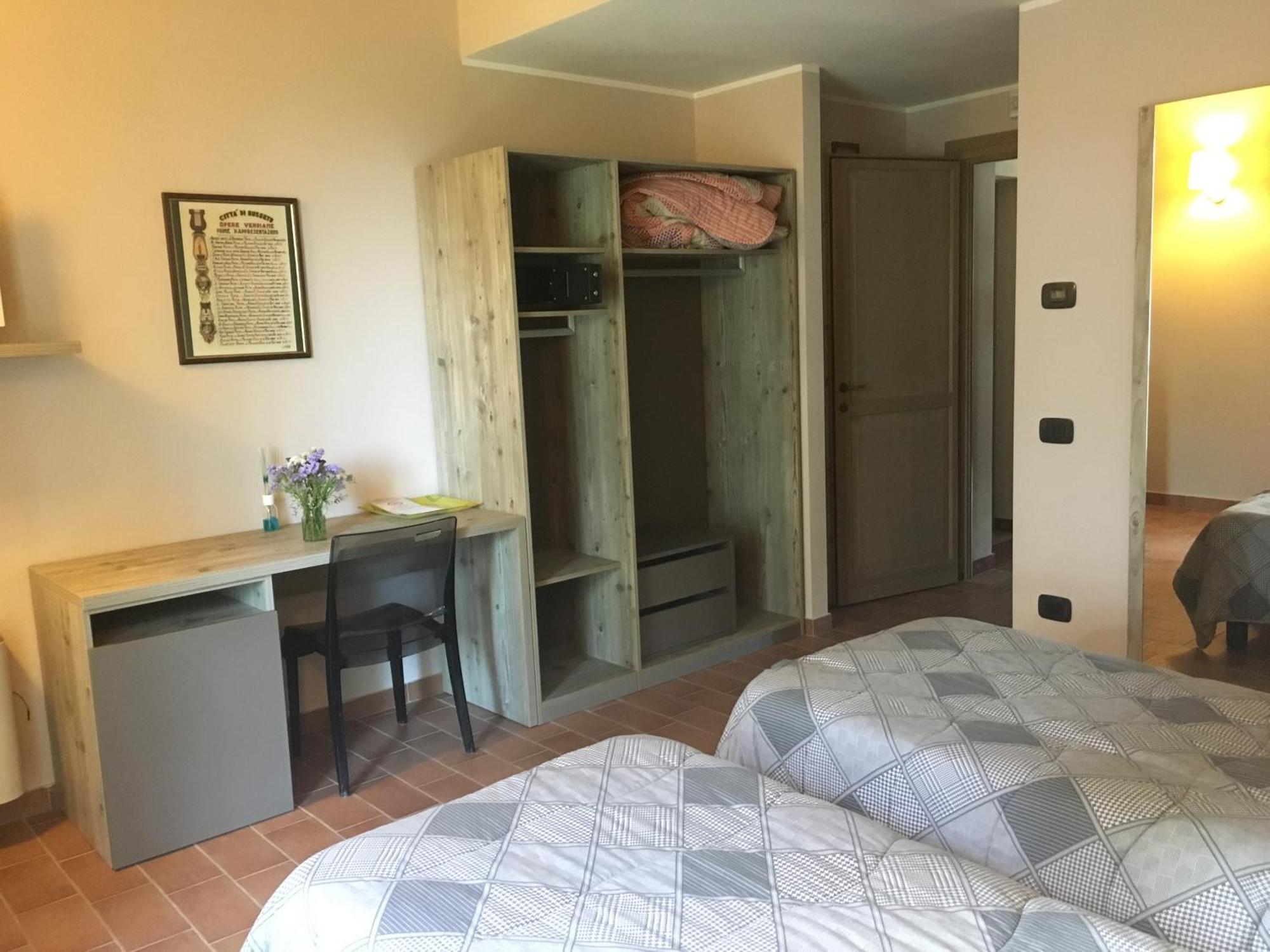 Agriturismo Bassanine Monticelli dʼOngina Oda fotoğraf