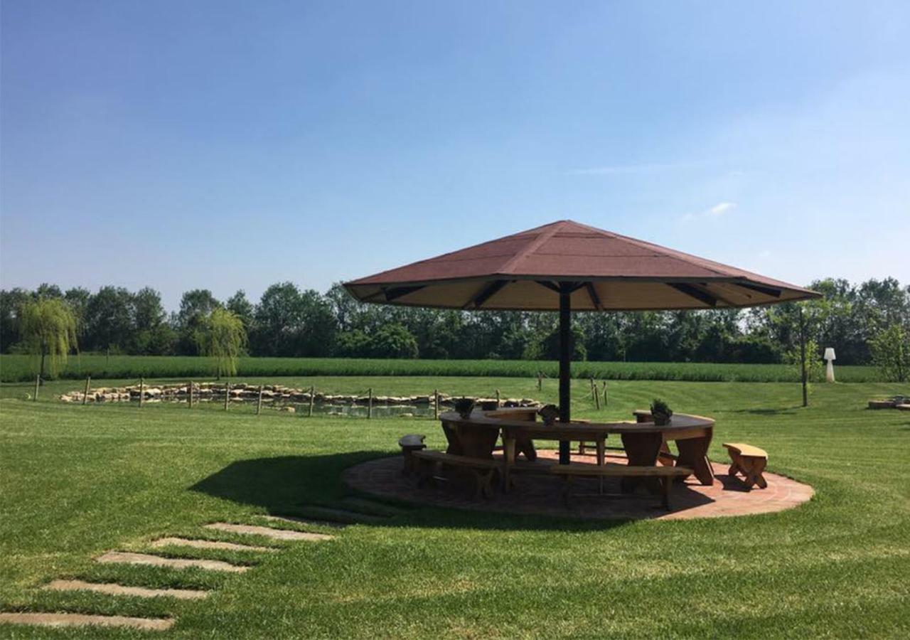 Agriturismo Bassanine Monticelli dʼOngina Dış mekan fotoğraf